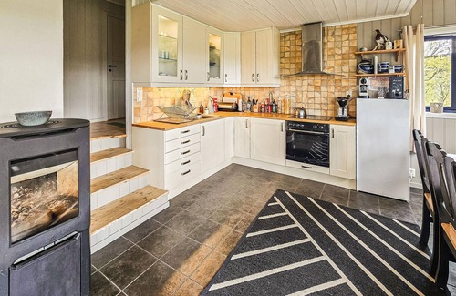 Vinje House | Stunning home in Edland with sauna