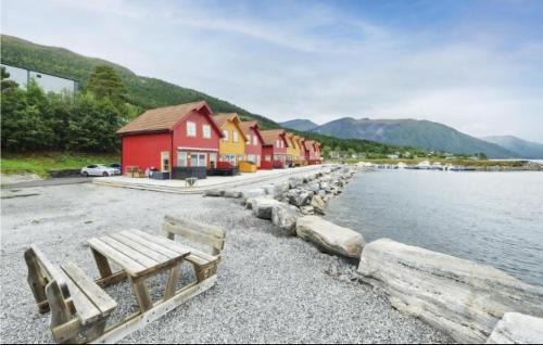 Eidsvag House | Inviting Oceanfront Home in Eidsvg, Romsdal with Kitchen