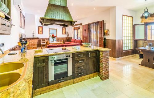 Las Lagunillas House | Charming Retreat in Priego De Cordoba with Pool & Wifi