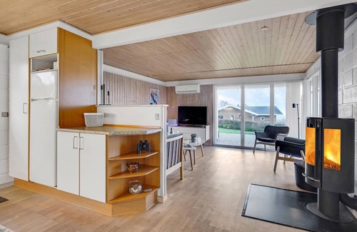 Bøjden House | Experience Breathtaking Views at Your Ideal Vacation Home