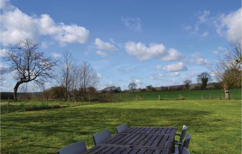 Saint-Pierre-sur-Orthe House | Delightful 4 Bedroom Home in Saint-Pierre-sur-Orth