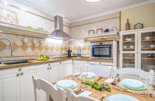 Gaucin House | Relax in a Cozy Cottage Near Gaucin's Scenic Mountains