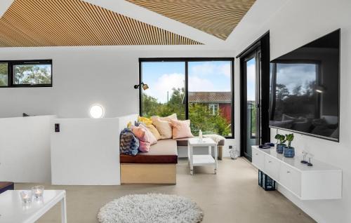 Grena Strand House | Relaxing Retreat in Grenaa with Sauna for Families