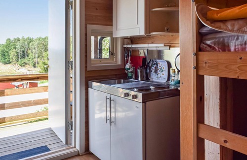 Hurum House | Charming Cottage Retreat on Adventure Farm Sand, Holmsbu