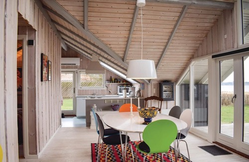 Knebel House | Cozy Family Cottage with Oceanfront Views Awaits You