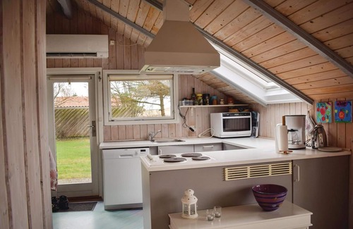 Knebel House | Cozy Family Cottage with Oceanfront Views Awaits You