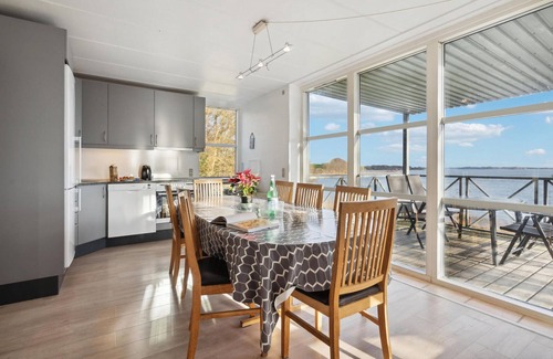Sonderhav House | Family-Friendly 3 Bedroom Retreat in Kruså with Ocean Views