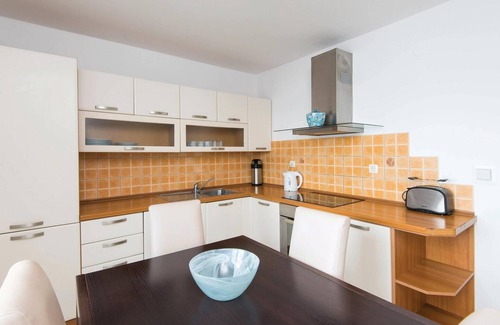 Cove Tri Zala (Zrnovo) House | Unforgettable 9 Bedroom Retreat in Kuciste with Ocean Views