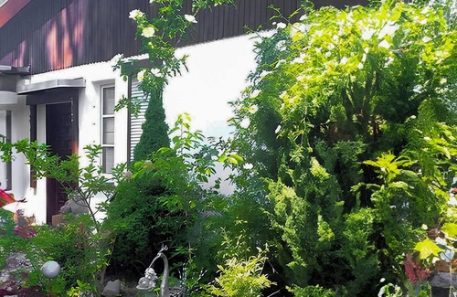 Mahlow House | Cozy 1 Bedroom Retreat in Mahlow with Pet-Friendly Amenities