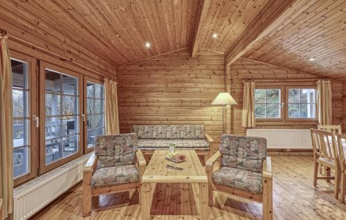 Fehrenbach House | Cozy Home in Masserberg: Perfect for Families and Pets