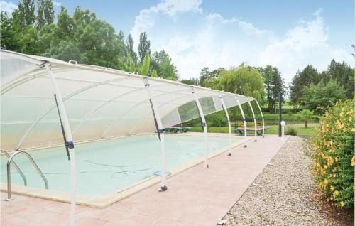 Massugas House | Inviting Home in Massugas with Pool & Family-Friendly Amenities