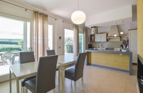 Modica House | Stunning home in Modica with sauna