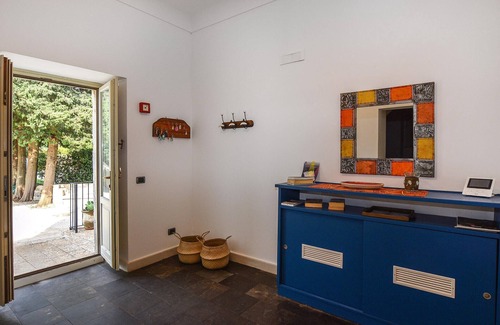 Modica House | Spacious 7-Bedroom Accommodation in Beautiful Modica