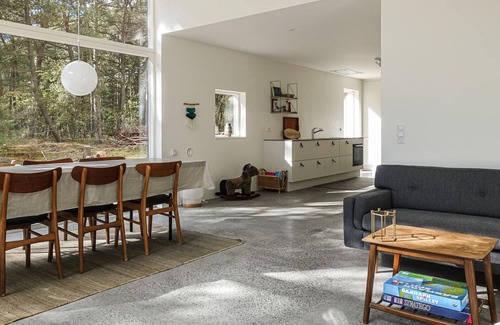 Dueodde House | Family-Friendly 4 Bedroom Accommodation in Nexø with Ocean View