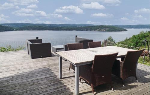 Frogn House | Scenic Home in Nordre Frogn with Breathtaking Sea Views