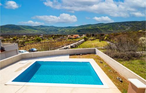 Primorski Dolac House | Elegant Home In Primorski Dolac with Pool and Wifi