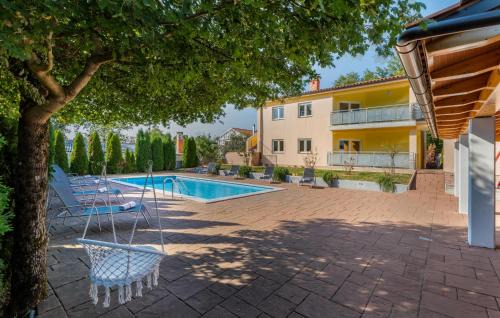 Pazin House | Serene Retreat in Pazin with Panoramic Views and Pool