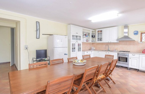 Granarola House | Family-Friendly 4 Bedroom Getaway in Beautiful Pesaro