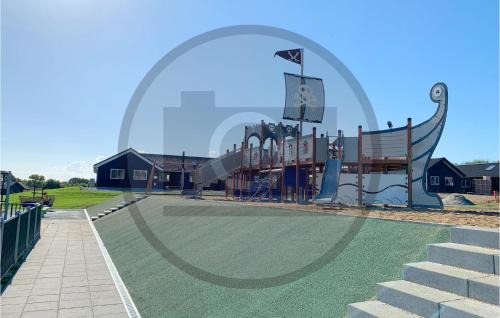 Kongsmark House | Elegant 9 Bedroom Retreat with Pool in Rømø