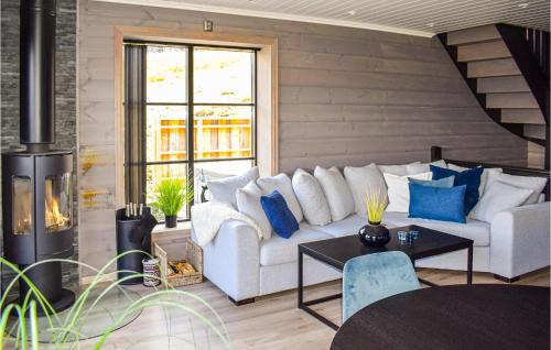 Rauland House | Cozy Retreat in Rauland with Kitchen and Hot Tub