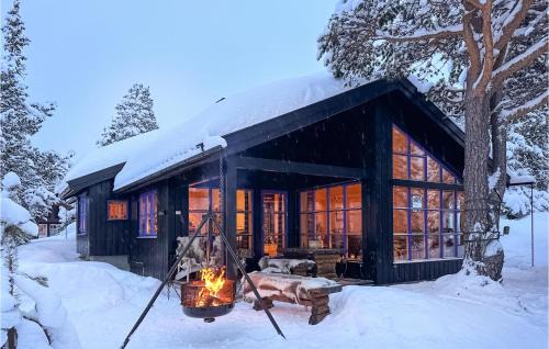 Atra House | Cozy Rjukan Retreat with Wifi for Family-Friendly Stays
