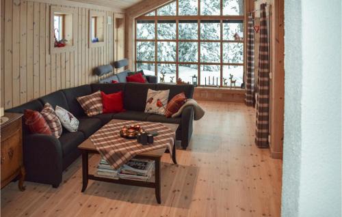 Atra House | Cozy Rjukan Retreat with Wifi for Family-Friendly Stays
