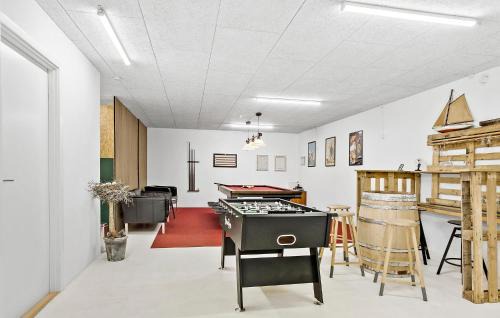 Sallingsund House | Cozy Home in Roslev with Pet-Friendly Amenities & Kitchen