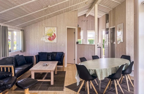 Spodsbjerg House | Family-Friendly Getaway in South Funen with Ocean Views