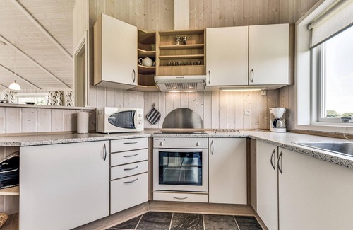 Spodsbjerg House | Family-Friendly Getaway in South Funen with Ocean Views