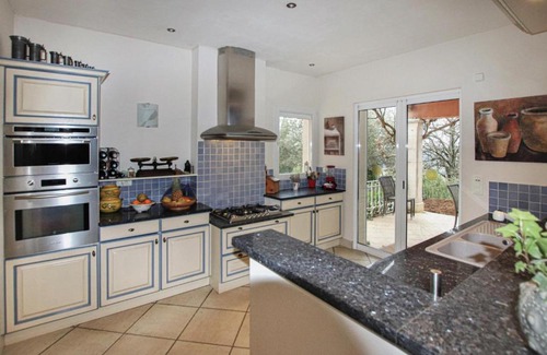 Savasse House | Relaxing Retreat in Savasse: 3 Bedrooms & Private Pool