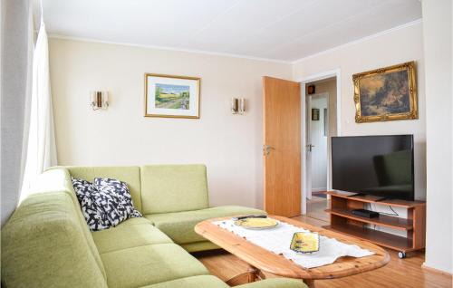 Lindas House | Ideal Retreat in Seim with Wifi & Pet-Friendly Amenities
