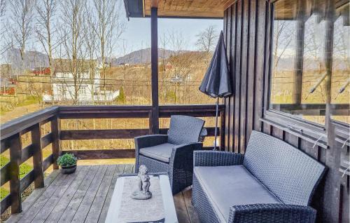 Utaker House | Cozy Home In Sknevik With Kitchen & Pet-Friendly Amenities