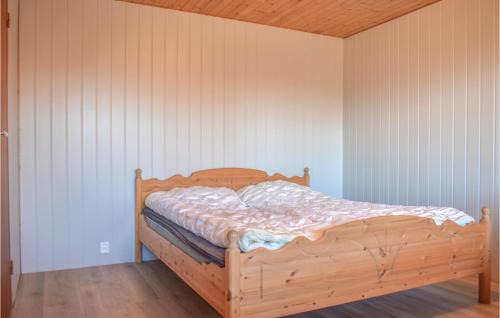Utaker House | Cozy Home In Sknevik With Kitchen & Pet-Friendly Amenities