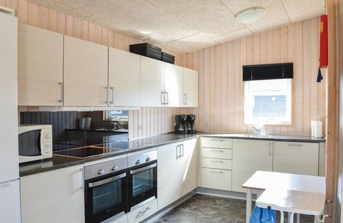 Thyboron House | Cozy 2 Bedroom Accommodation with Oceanfront Views in Thyborøn
