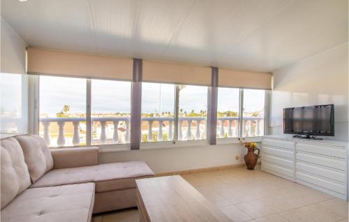 Torrevieja House | Cozy Torrevieja Retreat with Kitchen and Pool Access