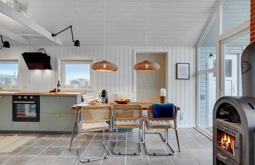 Fjand Badeby House | Cozy Cottage with Oceanfront Views and Modern Design