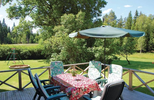 Stockaryd House | Cozy Retreat Near Lake Storsjön with Spa and Breakfast