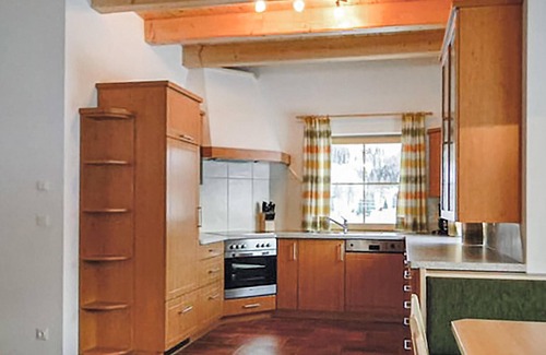 Weisspriach House | Discover Your Dream Getaway with Spa and Family Amenities