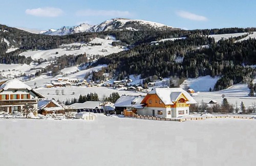 Weisspriach House | Discover Your Dream Getaway with Spa and Family Amenities