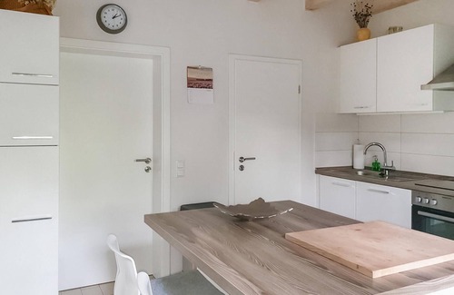 Muritz House | Comfortable 2 Bedroom Stay with Lake View in Wittstock