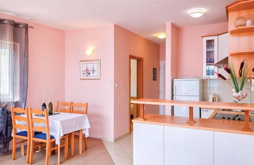 Pokrivenik House | Seaside Cottage Retreat in Beautiful Hvar Bay