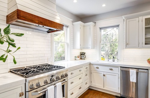 Mapleton Hill House | Stunning Home, Steps to Pearl St Mall & CU Campus!
