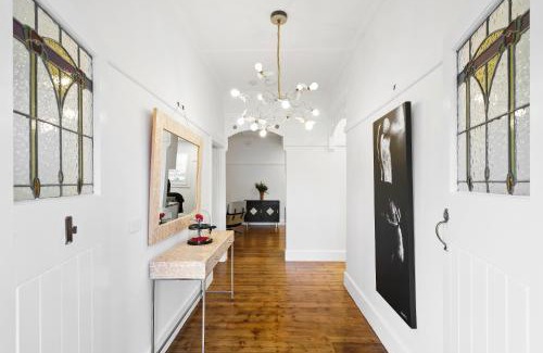 Williamstown Apartment | Idyllic Retreat - Steps from the Beach, 4-Star Rating
