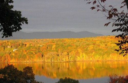 Hudson House | Stunning Hudson River House on Mt. Merino in Hudson