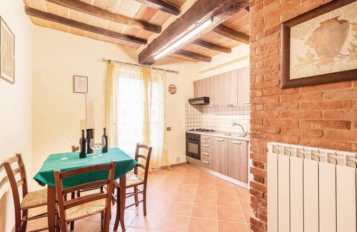 Castiglione del Lago House | Spacious 6-Bedroom Retreat in Castiglione d.Lago PG