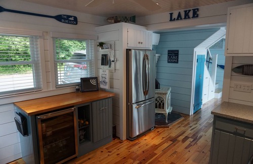Franklin House | Charming Lake House on Webster Lake with Pool & Ocean View