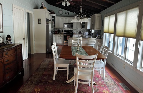 South Woodstock House | Scenic Lakefront Retreat with Ocean Views and Breakfast