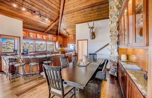 Spicewood House | Perfect Lakefront Retreat with Chef's Kitchen & Patios