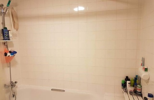 Canons Apartment | Modern 2-Bedroom Flat Near Canons Park for Your Getaway