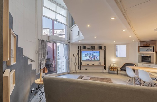 Colegiales Condo | Top-Rated Loft with Pool in Palermo Hollywood